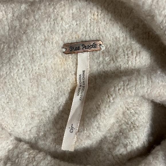 FREE PEOPLE Boucle Alpaca Wool Blend Sweater Cowl Neck, Size L - Picture 7 of 9